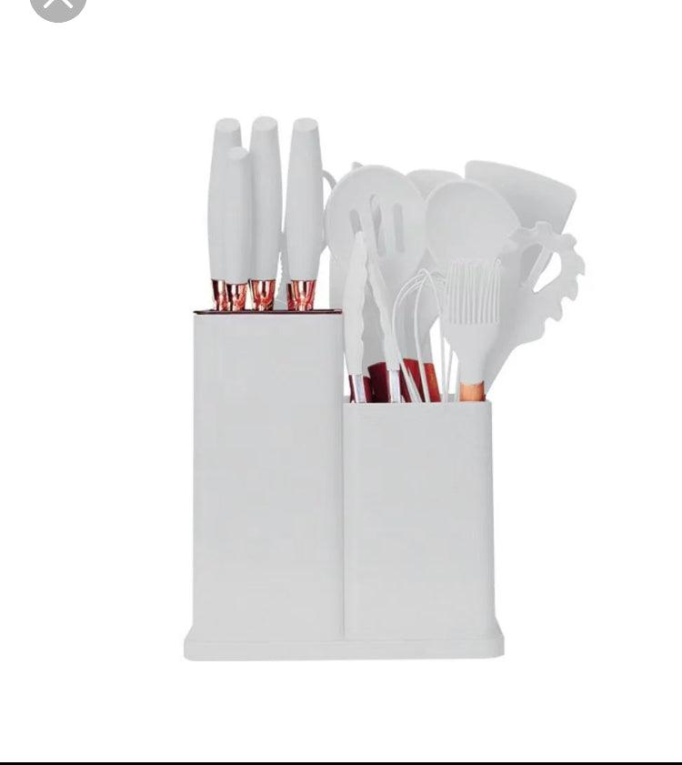 19 Piece Silicone Utensil and Knife Collection - Quoi Deux Neuf