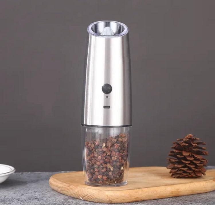 USB Rechargeable Salt & Pepper Grinder Set of 2! - Quoi Deux Neuf